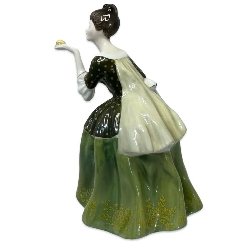 Vintage 1967 Royal Doulton Figurine “Fleur” HN 2368